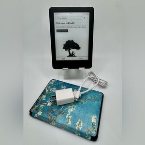 Kindle 10th Gen 4GB w Case TESTED WORKING eReader  Black w Charger J9G29R BUNDLE